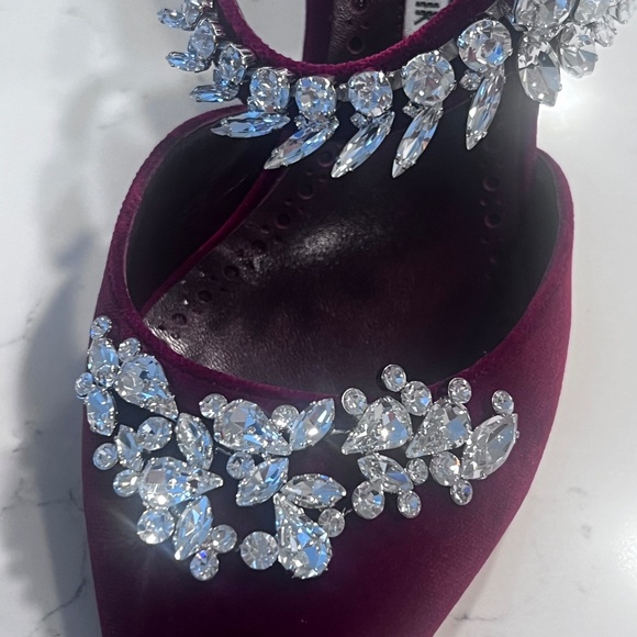 MANOLO BLAHNIK - LURUM - Burgundy VELVET Crystal Embellished - Picture 7 of 16